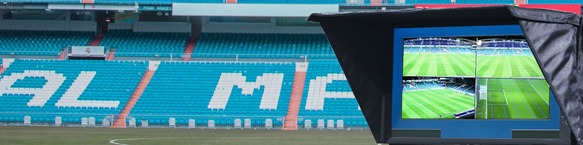 審判員のビデオ助手として応用されたカスタムLCDモニター