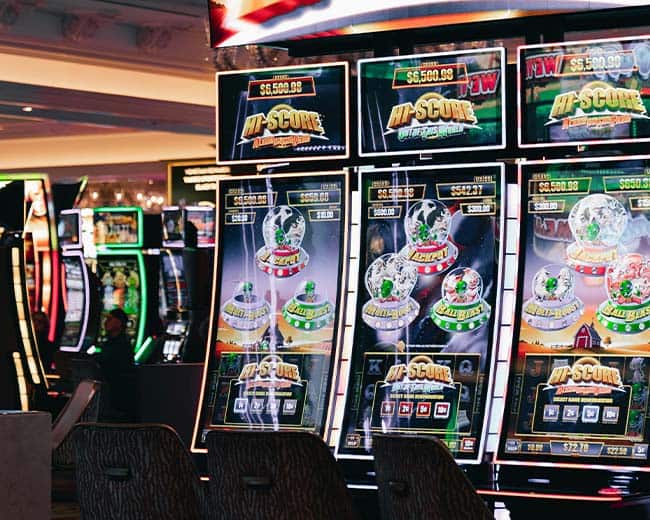 屋外インフラおよびセルフサービス端末向けミニLED